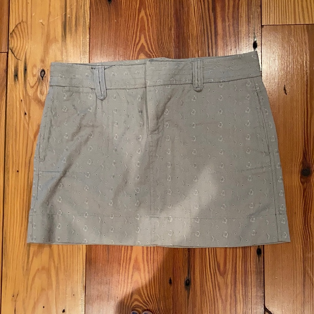 Adorable light gray skirt -6 (2 shirts S)